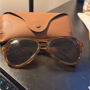 Ray Ban Sunglasses Aviator-like
